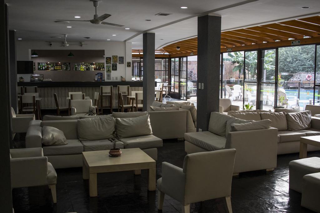 Hotel El Libertador ปูแอร์โตอีกวาซู ภายนอก รูปภาพ